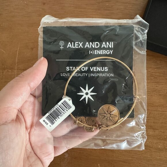 Alex and Ani Bangle Bar "Star of Venus" Expandable Bracelet NWT - Picture 4 of 6